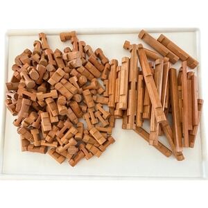 Lincoln Logs Lot of Assorted Sizes as shown Wooden logs only